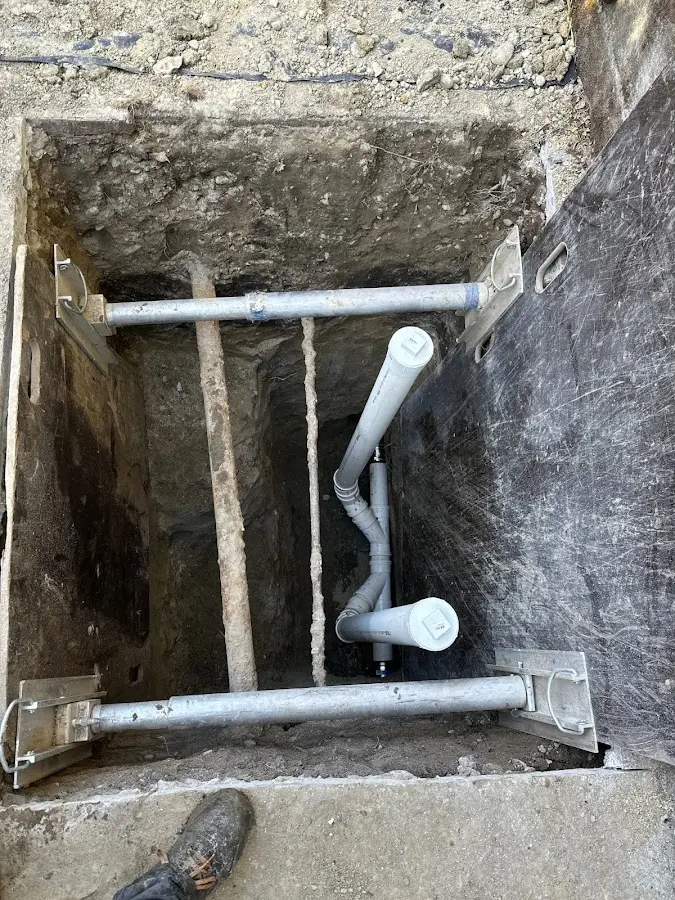 Experienced plumber completing Gas Line Repair work in Bono